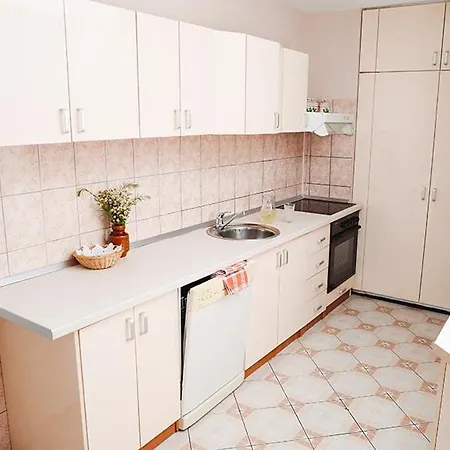 Mir Apartment *